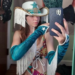 Sequin fringe holographic star gold white blue rave cowgirl hat matching gloves